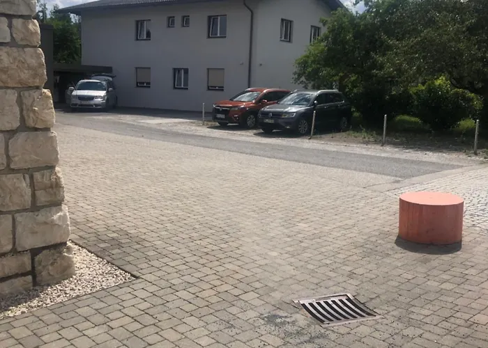 Vewoe Lakeboarding Garten דירה וולדן אם וורתרסי